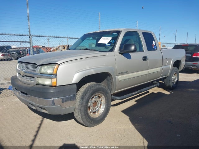 CHEVROLET SILVERADO 2500HD LS - 2
