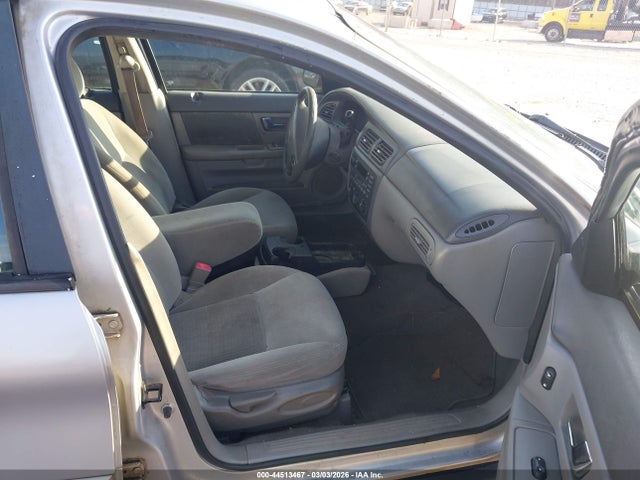 FORD TAURUS SE - 5