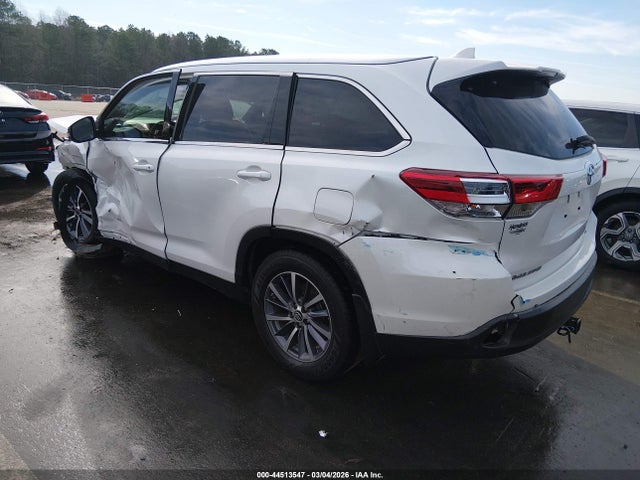 2019 TOYOTA HIGHLANDER XLE 3