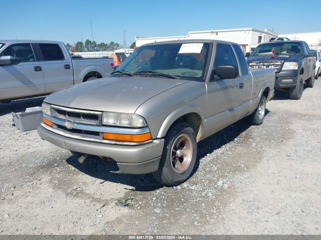 CHEVROLET S-10 LS - 6