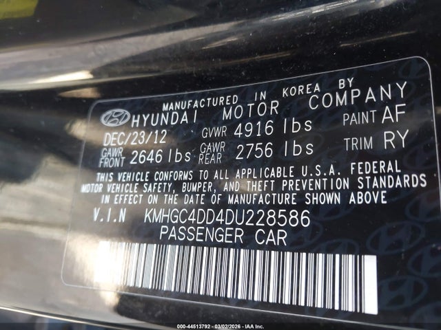 HYUNDAI GENESIS 3.8 - 9