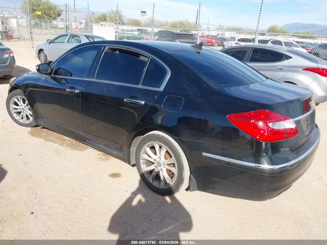 HYUNDAI GENESIS 3.8 - 3