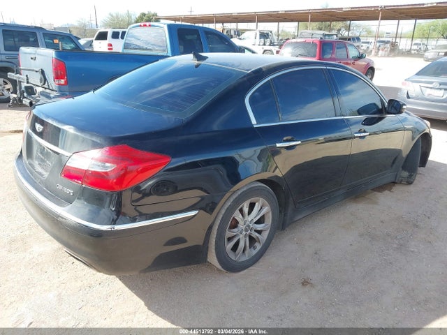 HYUNDAI GENESIS 3.8 - 4