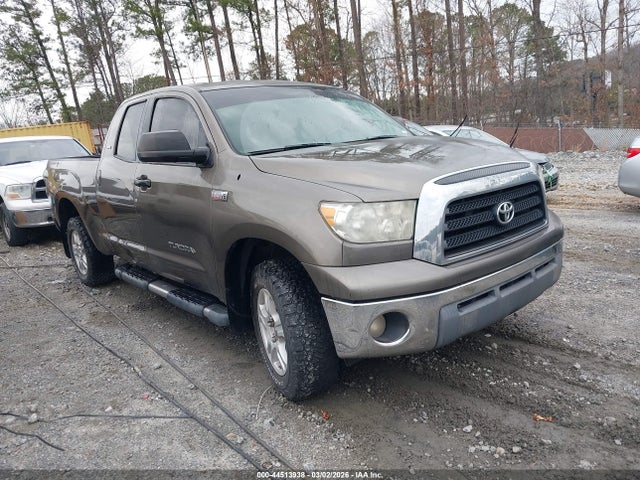 TOYOTA TUNDRA - 1