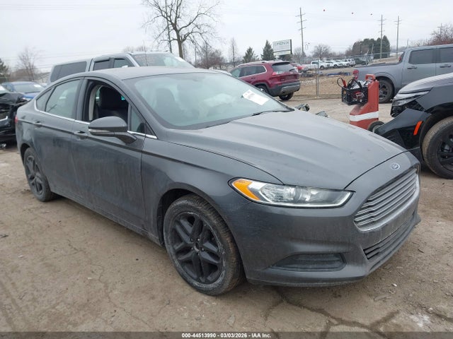 FORD FUSION SE - 1