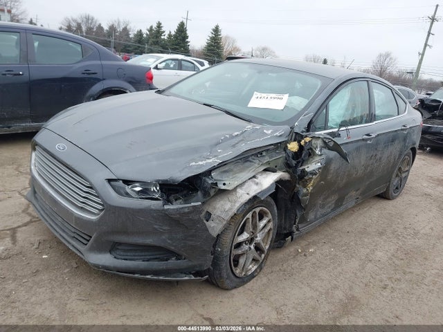 FORD FUSION SE - 2