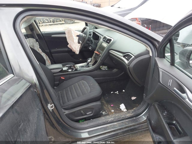 FORD FUSION SE - 5