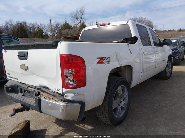 2010 Chevrolet SILVERADO 1500 LTZ 照片 4
