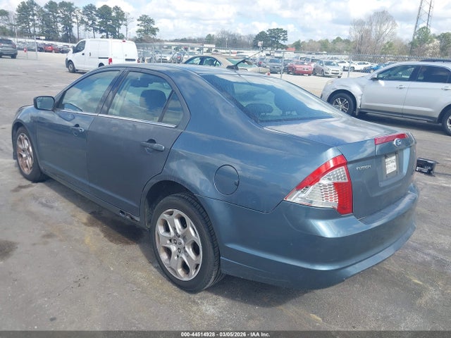 FORD FUSION SE - 3