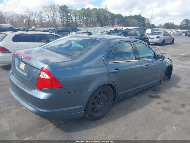 FORD FUSION SE - 4