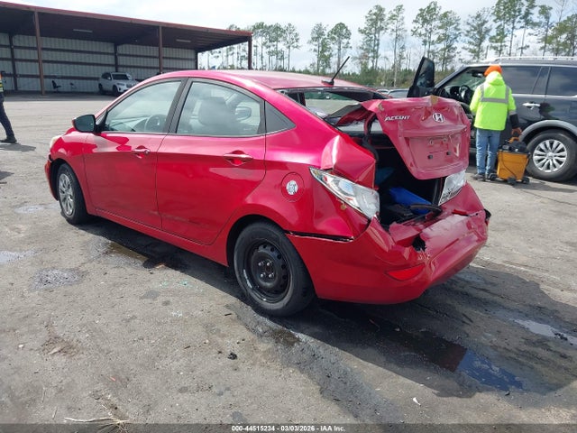 HYUNDAI ACCENT SE - 3