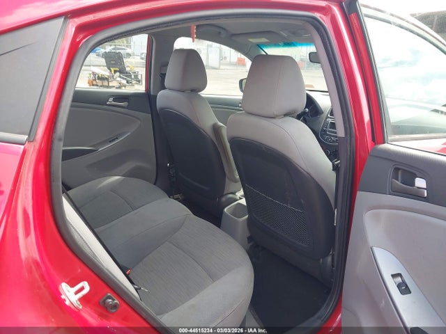 HYUNDAI ACCENT SE - 8