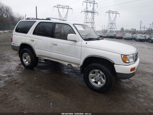 1996 TOYOTA 4RUNNER SR5