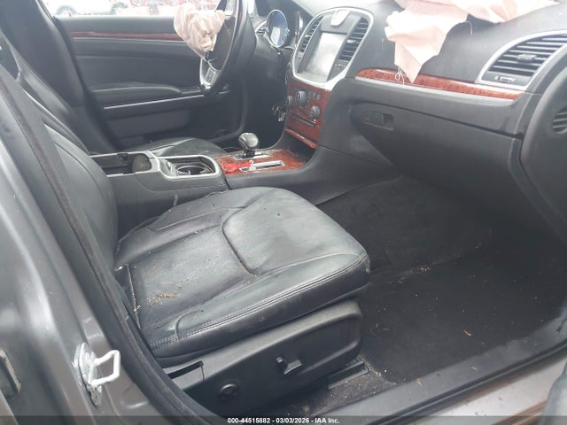 CHRYSLER 300 - 5
