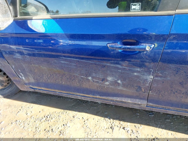 HYUNDAI ACCENT SE - 6