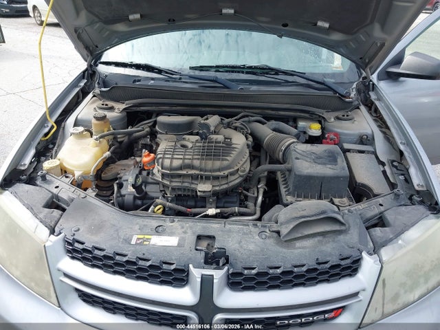 DODGE AVENGER SE V6 - 10