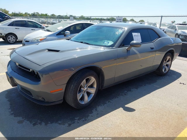 DODGE CHALLENGER SXT - 2