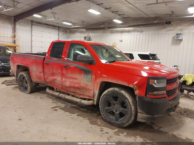 CHEVROLET SILVERADO 1500 CUSTOM - 1