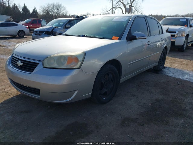 CHEVROLET MALIBU CLASSIC LT - 2