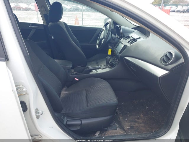 صورة 5 لـ 2012 Mazda MAZDA3 I TOURING