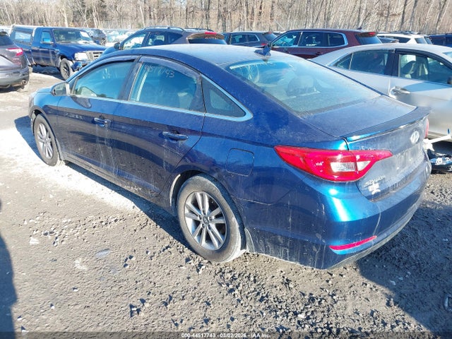 HYUNDAI SONATA SE - 3