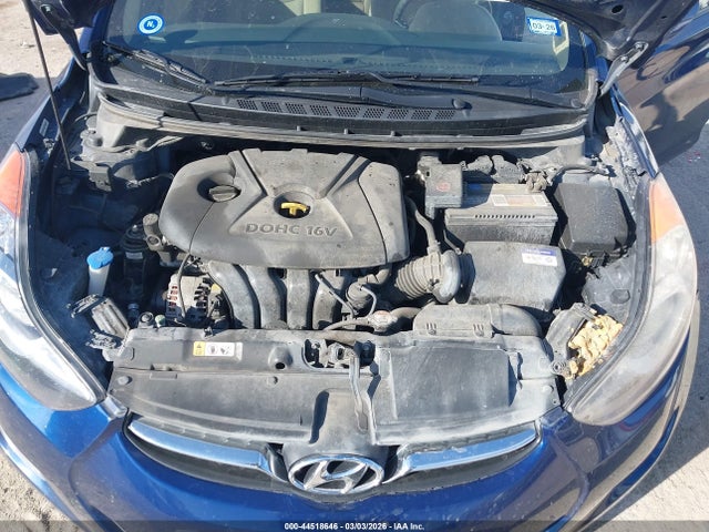 HYUNDAI ELANTRA GLS - 10