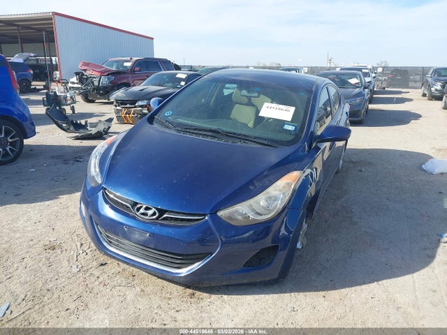 HYUNDAI ELANTRA GLS - 2