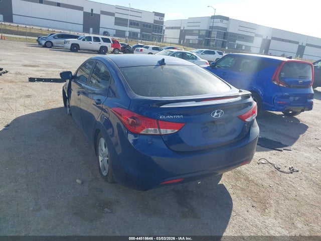 HYUNDAI ELANTRA GLS - 3