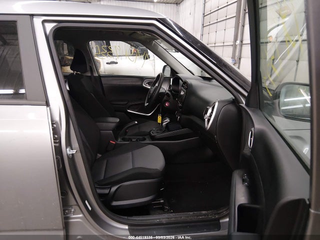 KIA SOUL LX - 5