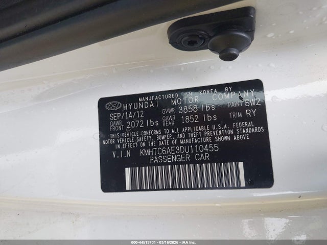 HYUNDAI VELOSTER TURBO W/BLUE - 9