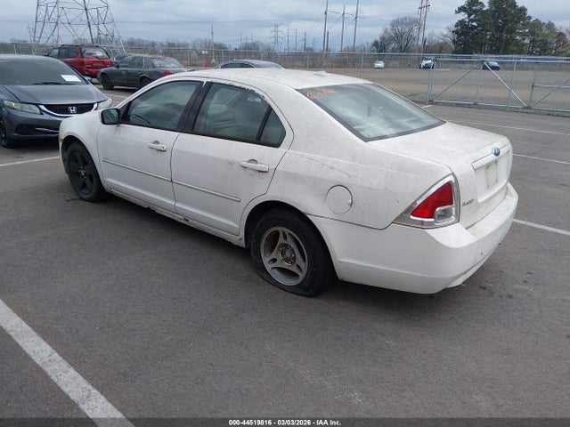 FORD FUSION SE - 3