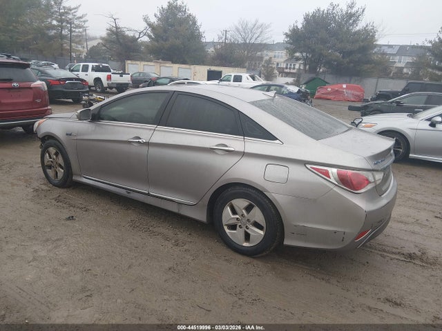HYUNDAI SONATA HYBRID - 3
