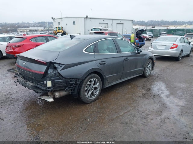 HYUNDAI SONATA SEL - 4