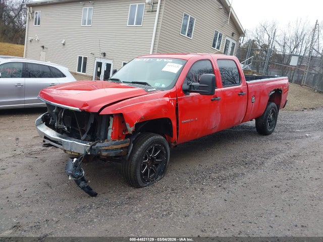 CHEVROLET SILVERADO 2500HD WORK TRUCK - 2