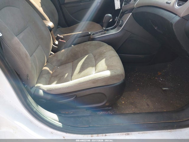 CHEVROLET CRUZE LIMITED 1LT AUTO - 5