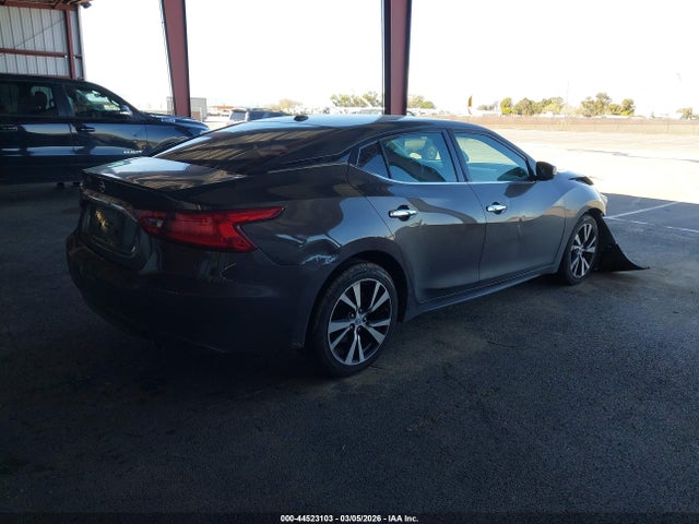 صورة 4 لـ 2016 Nissan MAXIMA 3.5 PLATINUM/3.5 S/3.5 SL/3.5 SR/3.5 SV