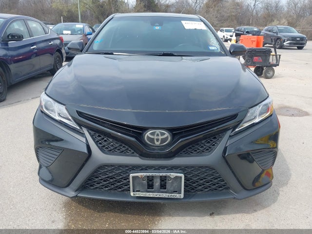 TOYOTA CAMRY - 6