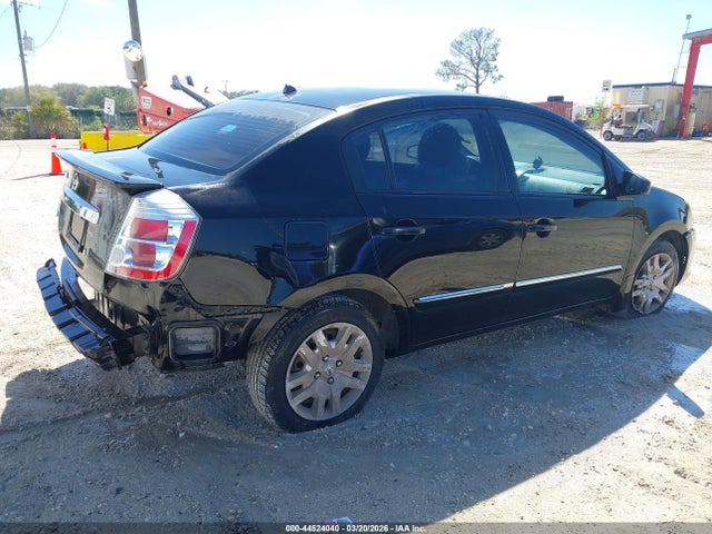 NISSAN SENTRA 2.0 S - 4