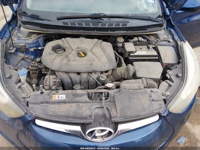 HYUNDAI ELANTRA SE - 10