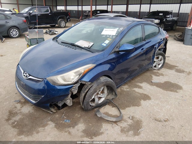 HYUNDAI ELANTRA SE - 2