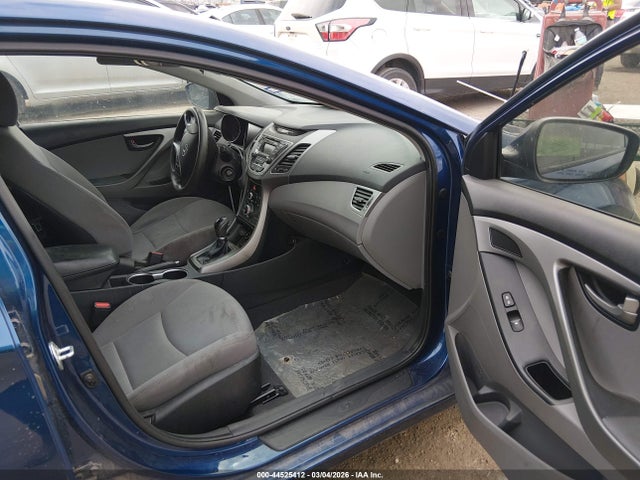 HYUNDAI ELANTRA SE - 5