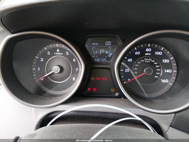 HYUNDAI ELANTRA SE - 7