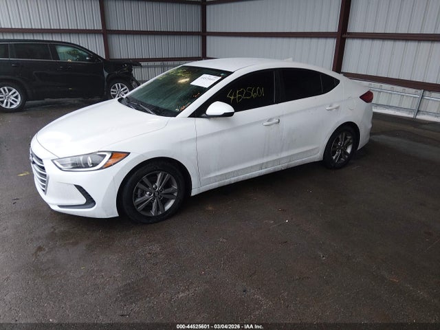 HYUNDAI ELANTRA SEL - 2