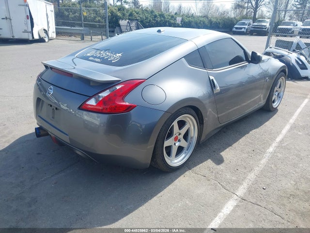 2017 Nissan 370Z SPORT TECH — миниатюра 4