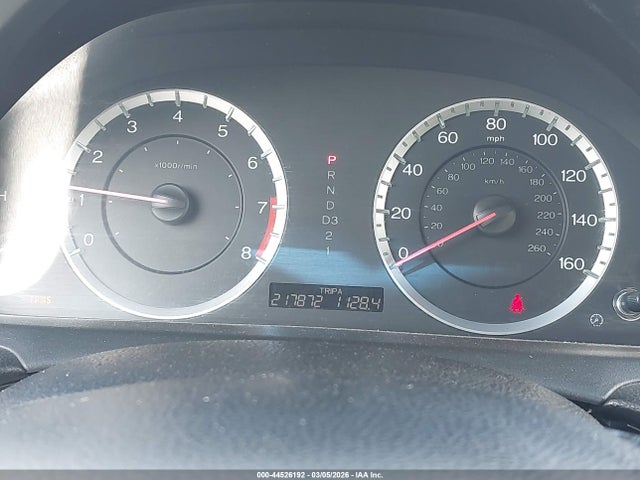 HONDA ACCORD 2.4 LX - 7