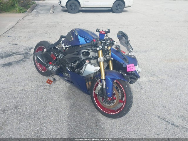 2024 SUZUKI GSX 