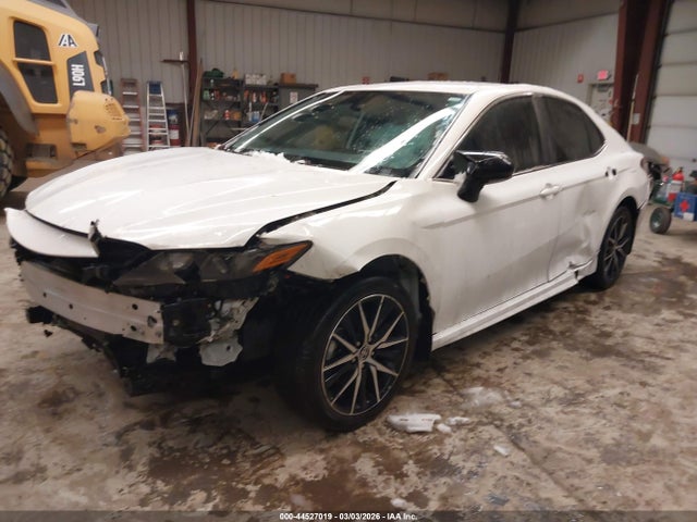 صورة 2 لـ 2024 Toyota CAMRY SE