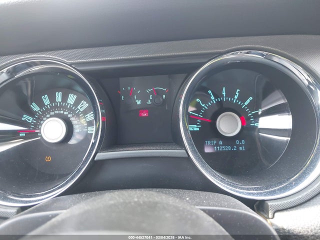 FORD MUSTANG V6 - 7