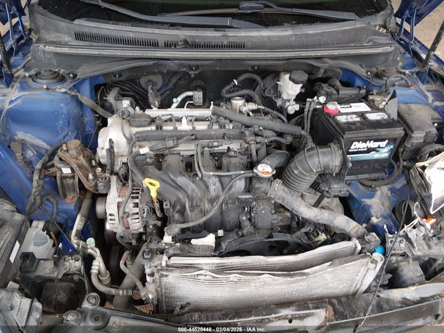 HYUNDAI VELOSTER BASE W/BLACK - 10