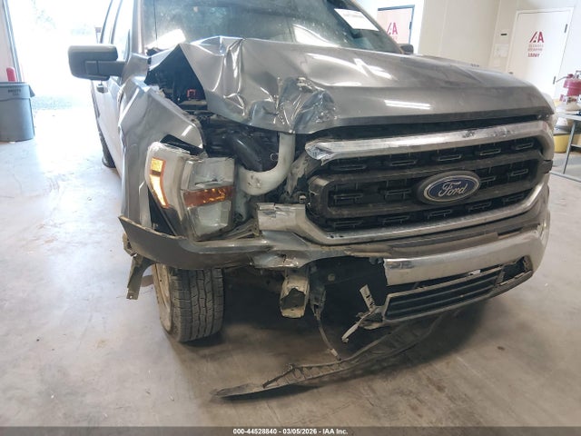 FORD F-150 XLT - 6